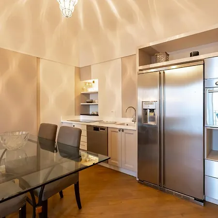 La Casa Di Via Colombo 6 *