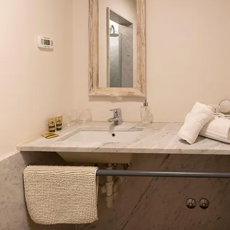 Via Colombo 6 - Position