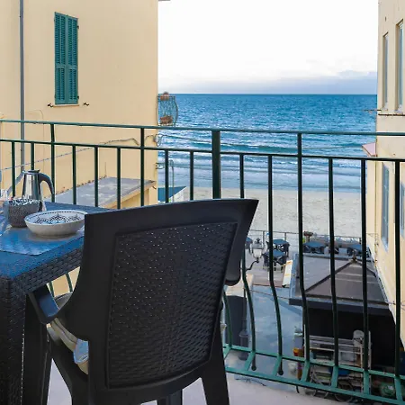 La Casa Di Via Colombo 6 Alassio