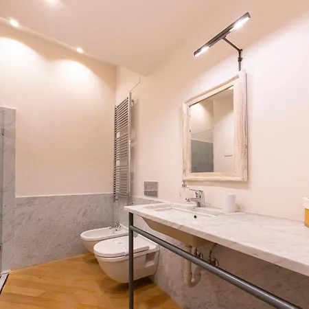 Via Colombo 6 - Position * אלסיו