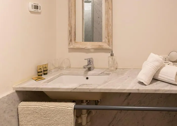 Via Colombo 6 - Position