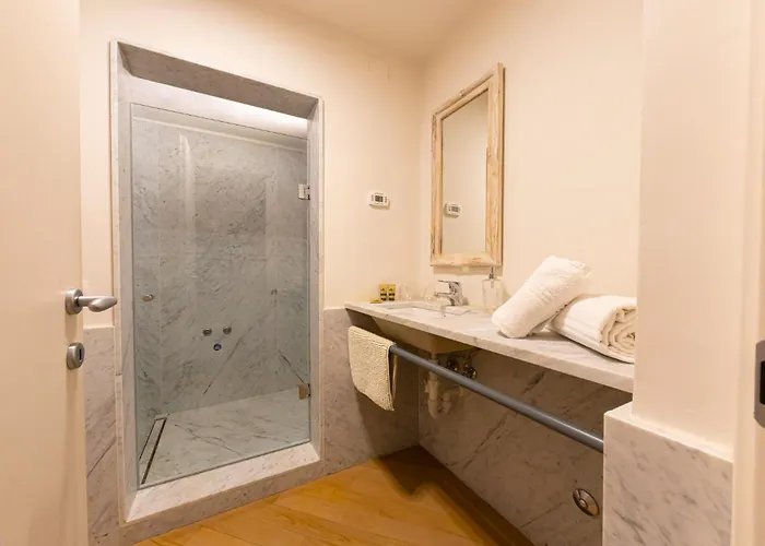 Appartement Via Colombo 6 - Position *