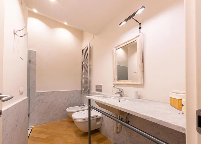 Via Colombo 6 - Position * 阿拉西奥